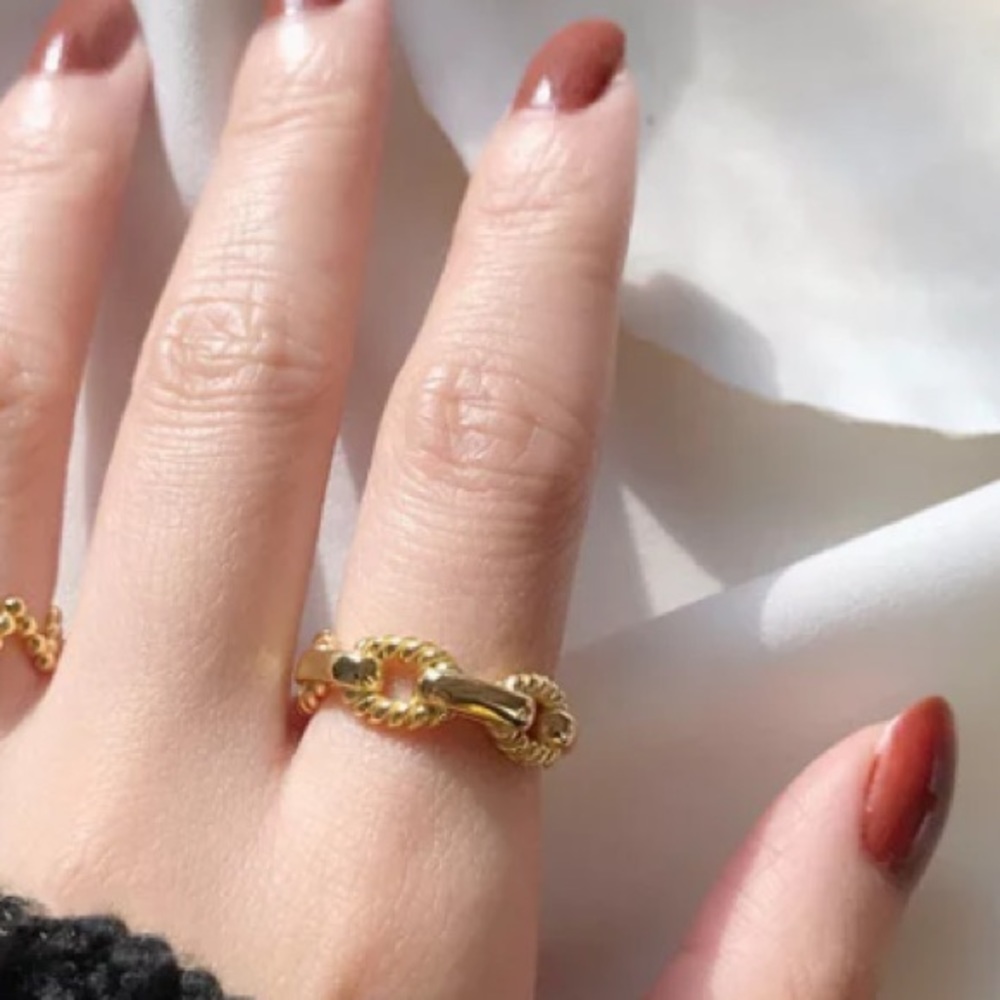 ⛓💛Insta 18K gold plated chain ring - Picture 4 of 8
